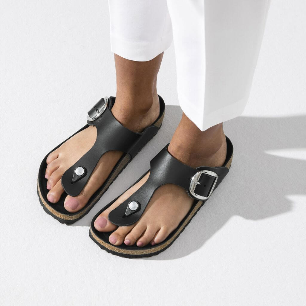 Birkenstock Gizeh Oiled Leather Big Buckle Black  Top View on feet