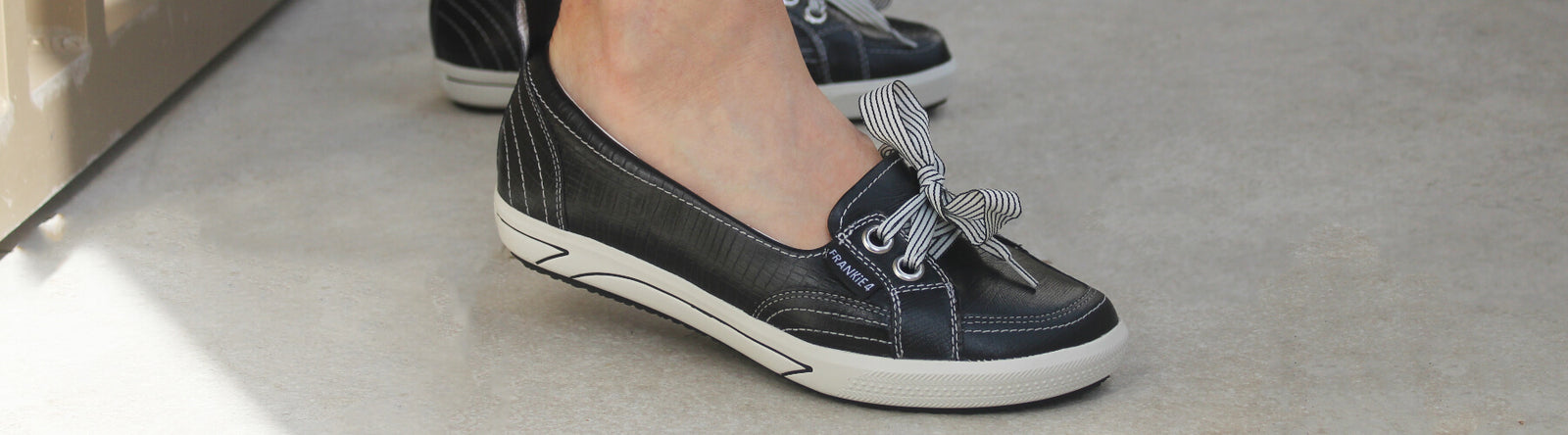 Style Slip On