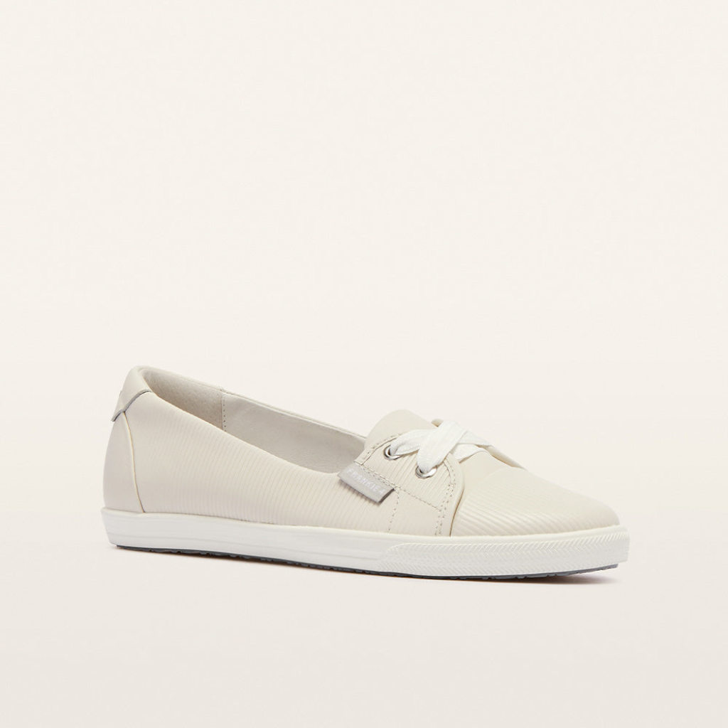 Hannah III - Chalk Emboss