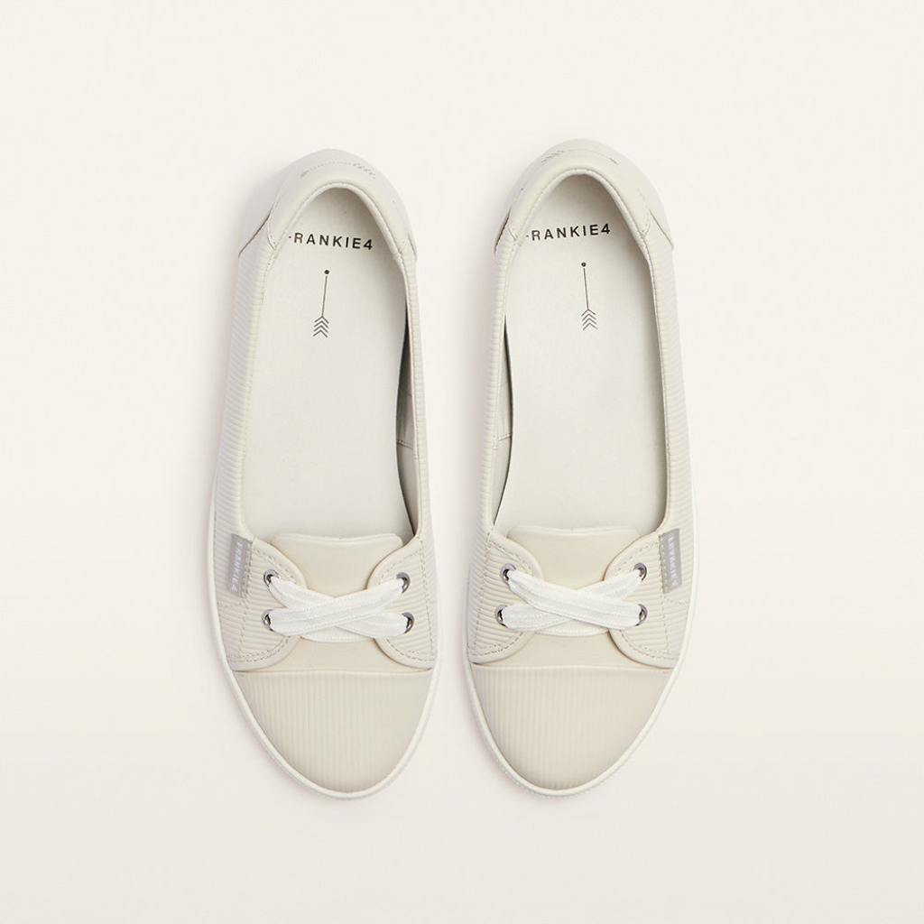 Hannah III - Chalk Emboss