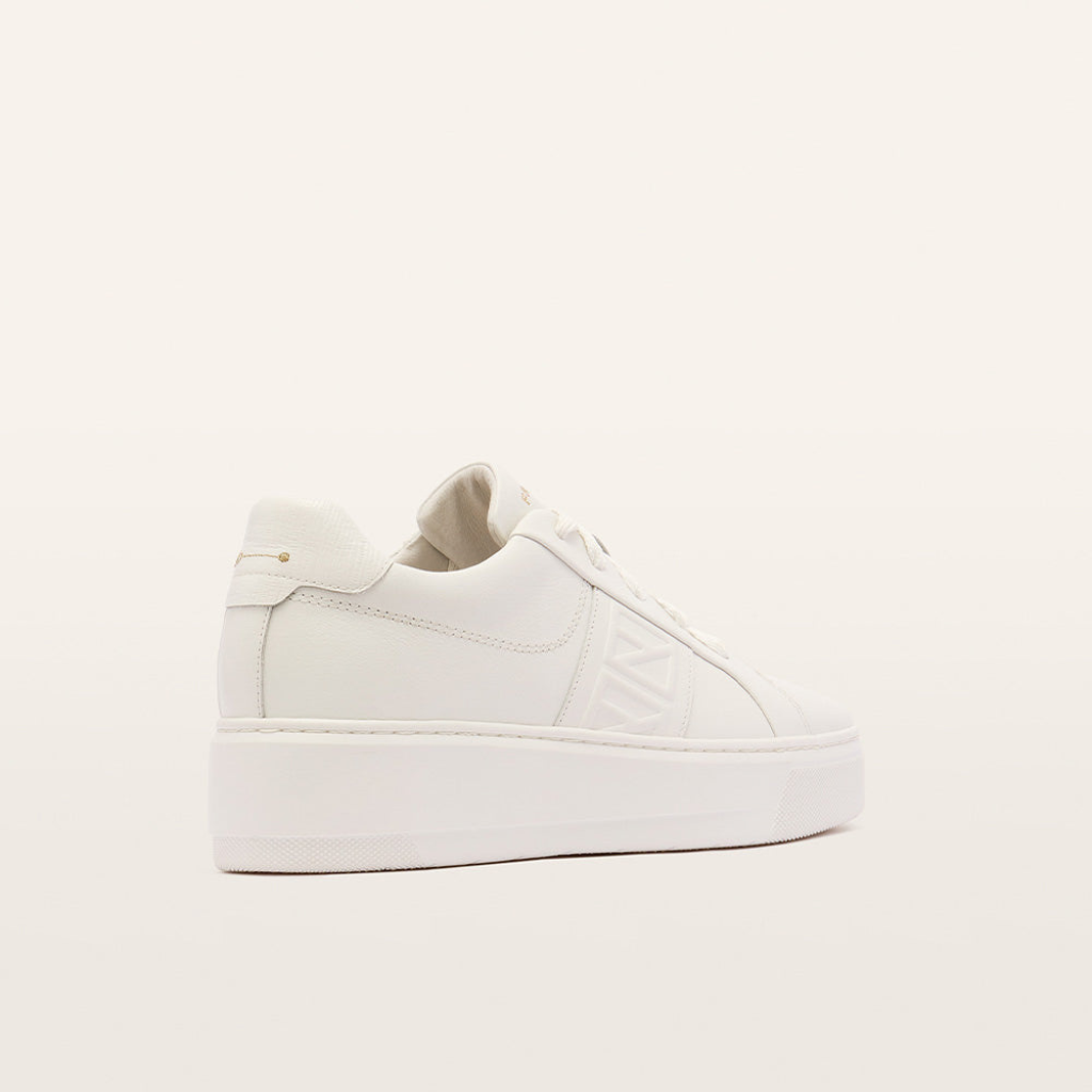 Riley II - White