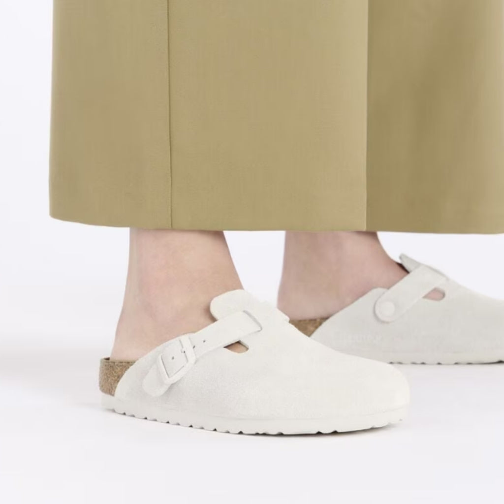 Boston Suede Soft Footbed Narrow - Antique White