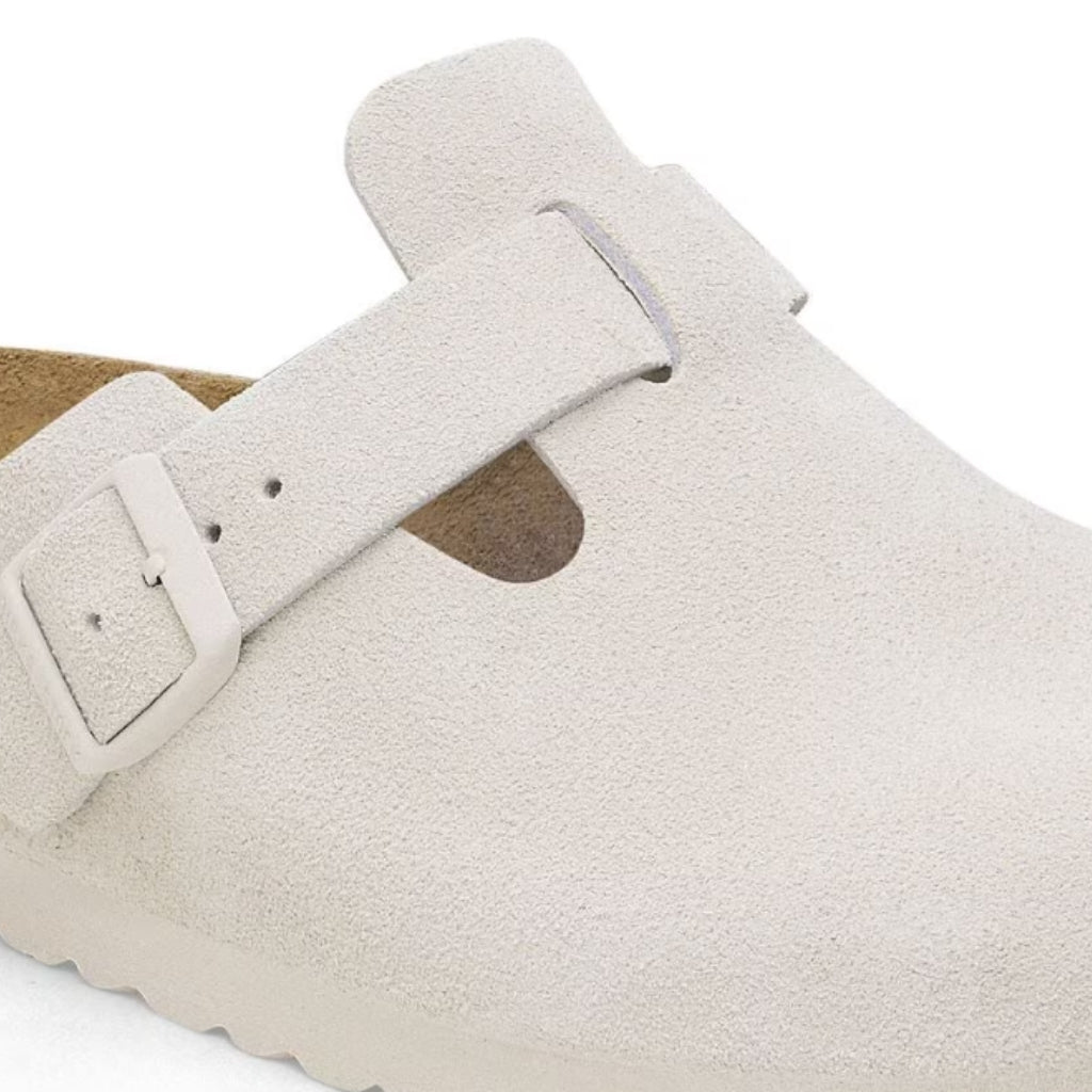 Boston Suede Soft Footbed Narrow - Antique White