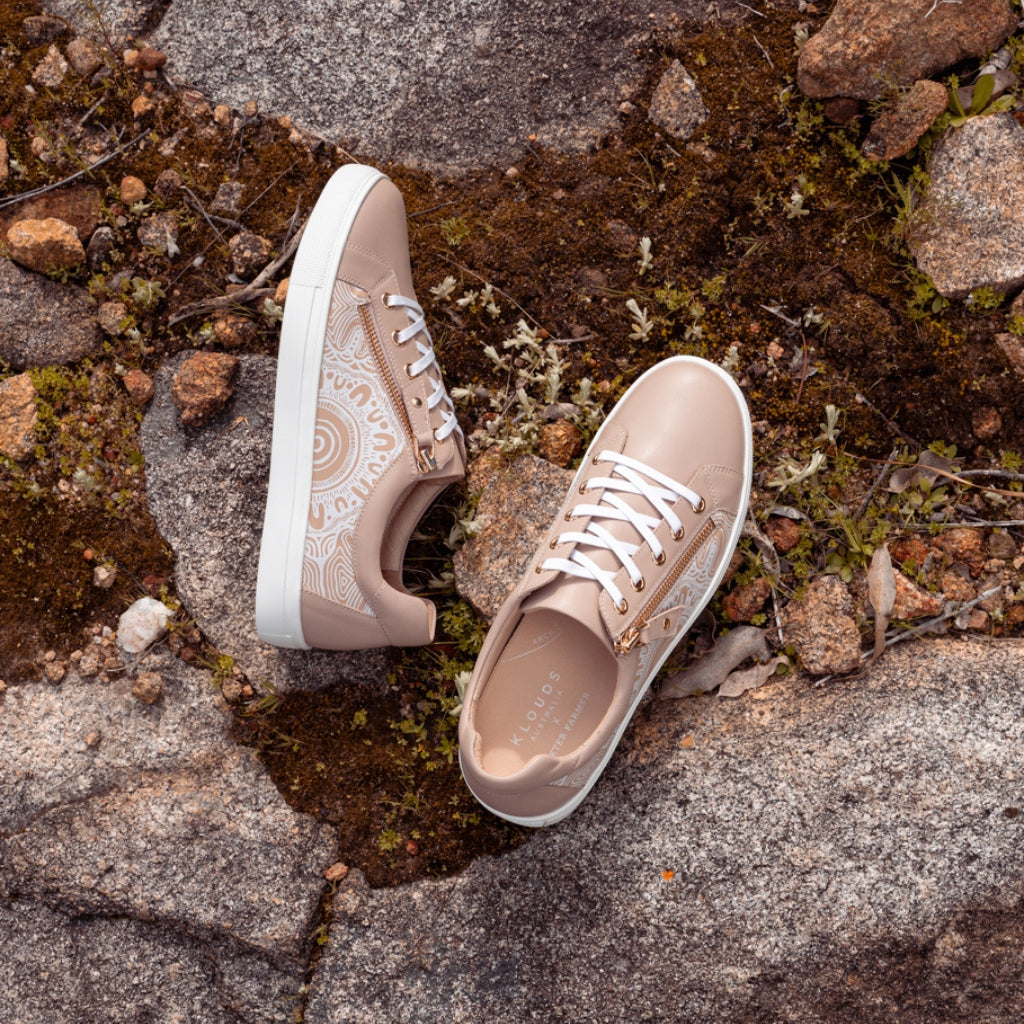 Klouds x Peter Farmer Cara Kard Combo - Quairading Pink