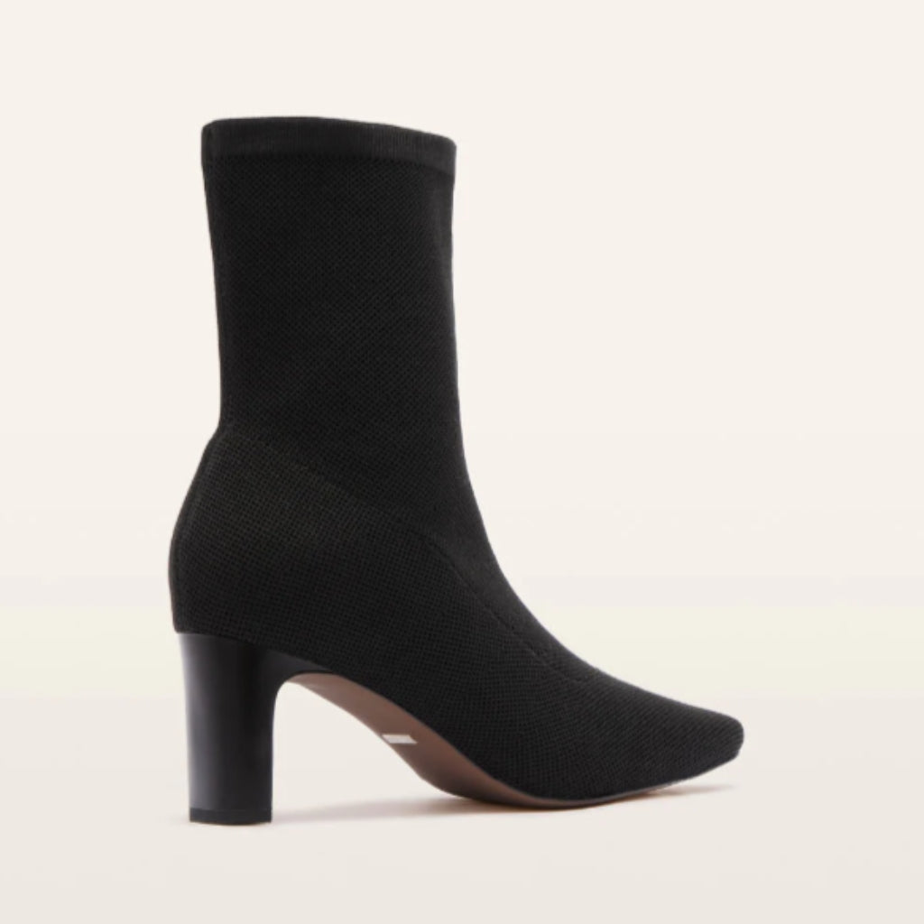 Melrose - Black Knit