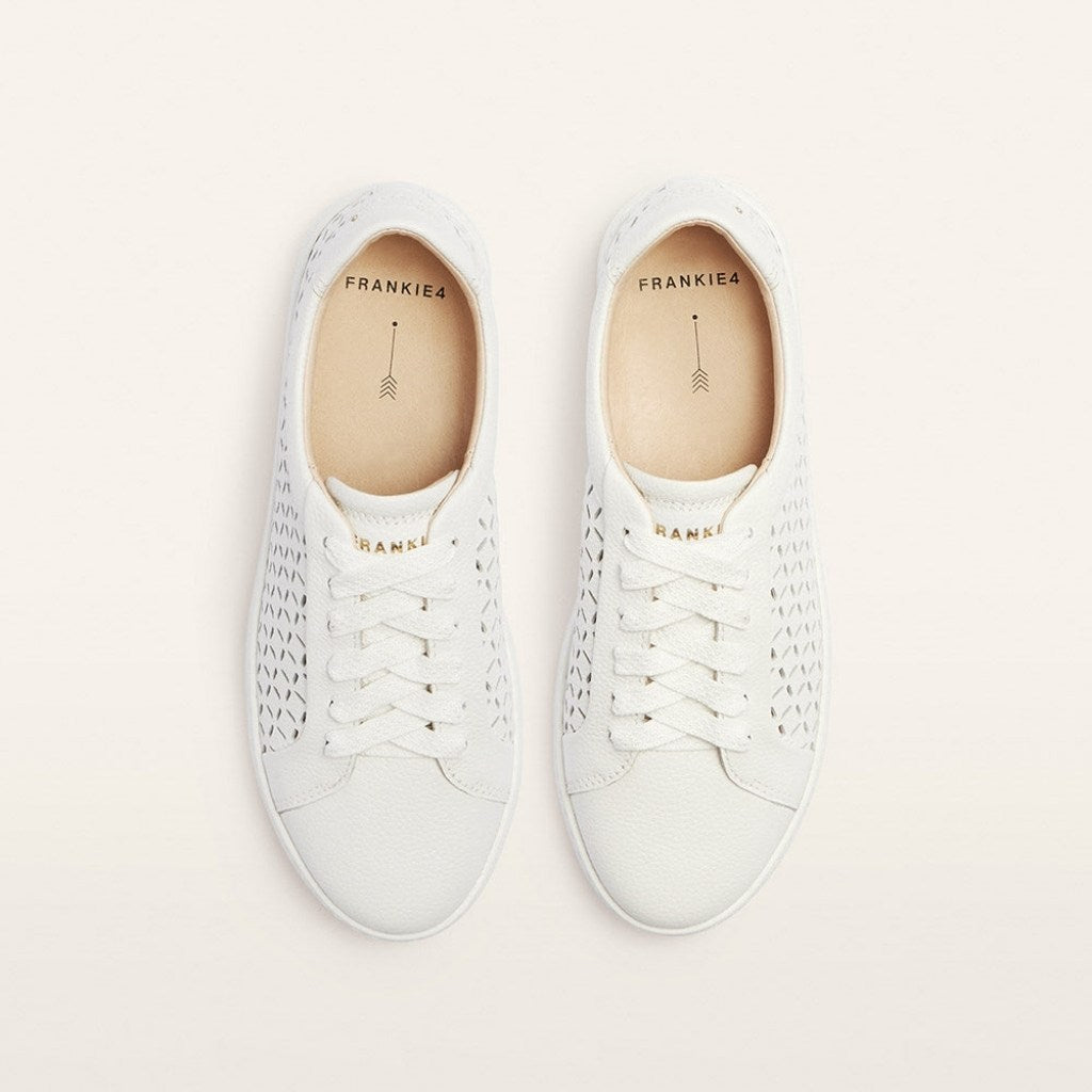 Mim V - White Lattice