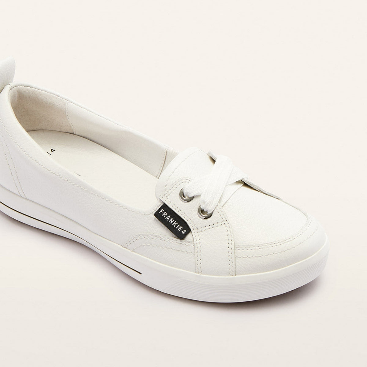 Sophie IV - White Tumbled