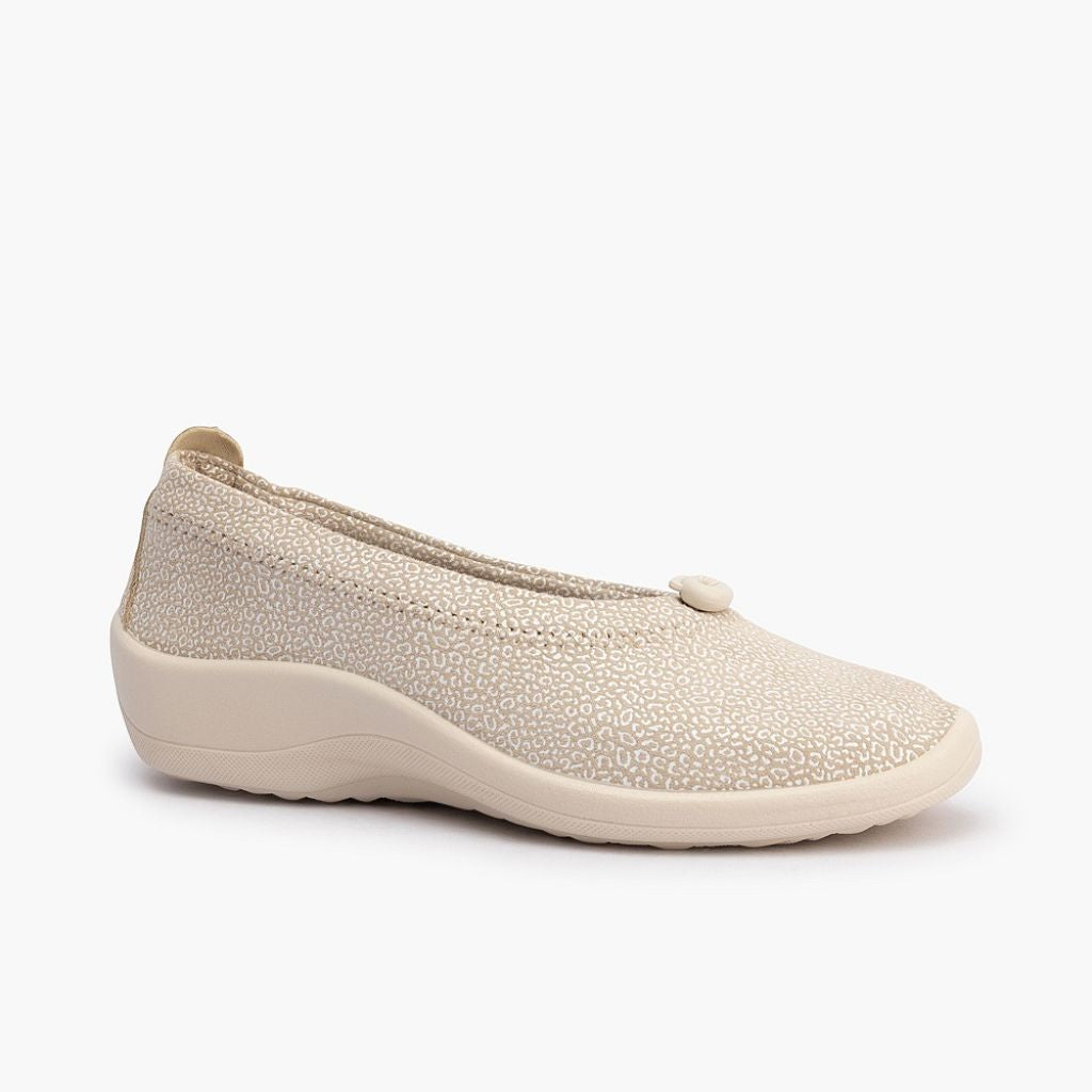 Cabrera Ballet - Seashell Bone
