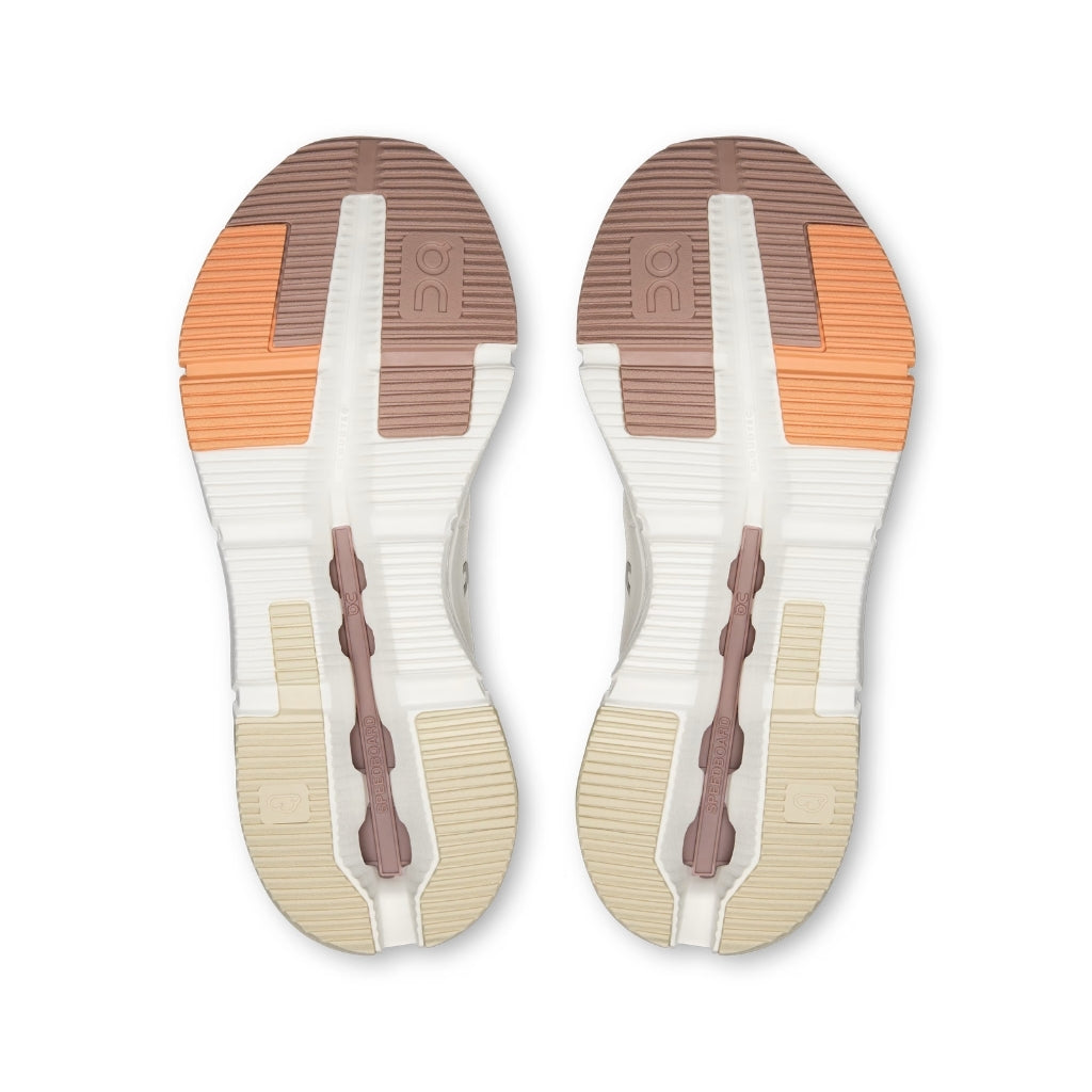 Womens Cloudnova Form - Oyster/Ivory
