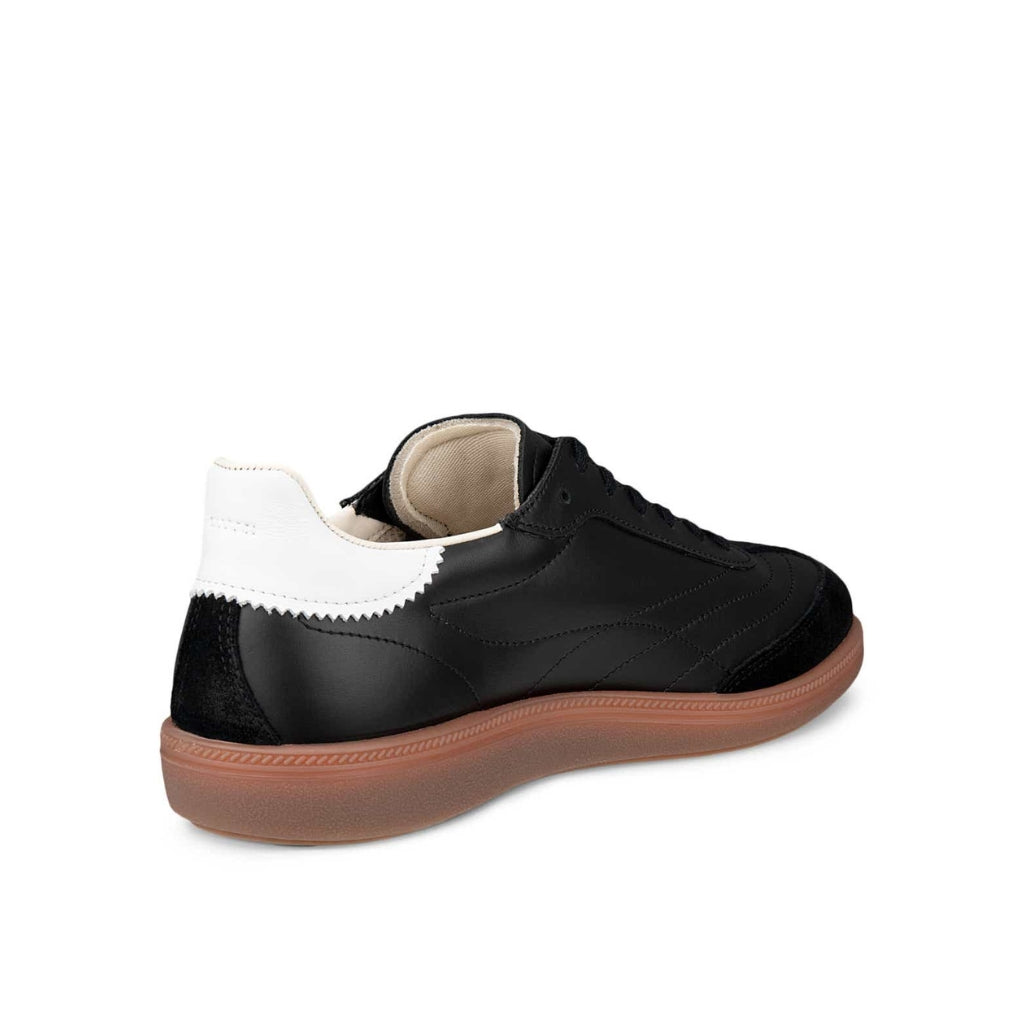 Womens Soft 11 - Black