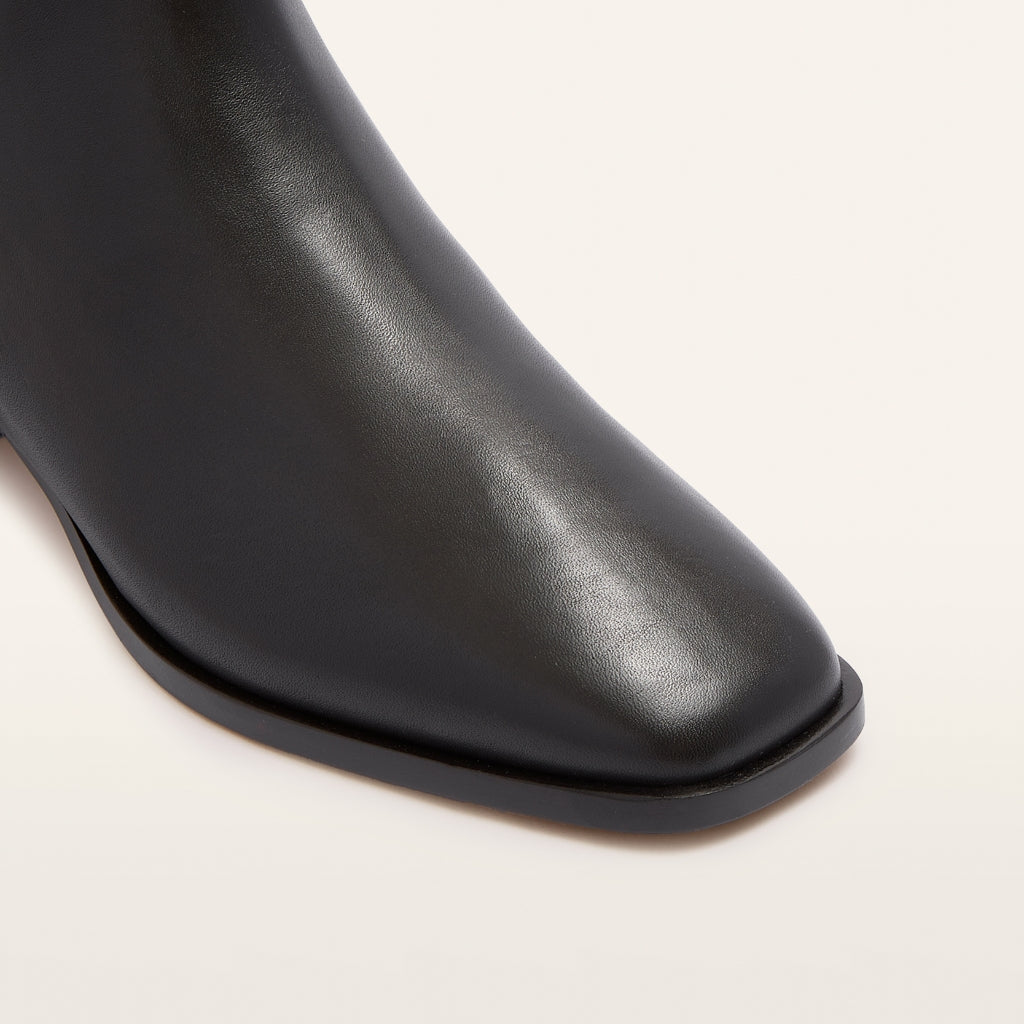 Elliott - Black