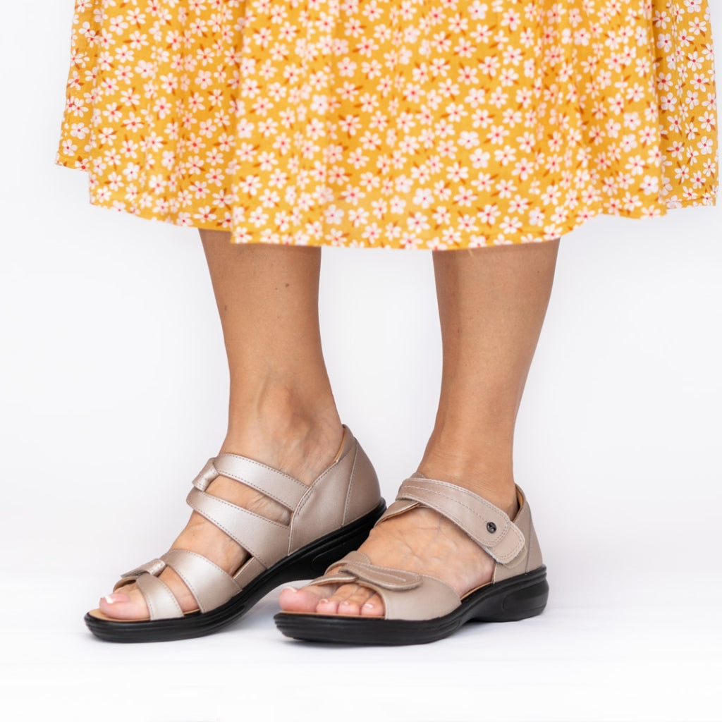 Revere Womens Geneva Sandal - Champagne - GENEVA-CHMP