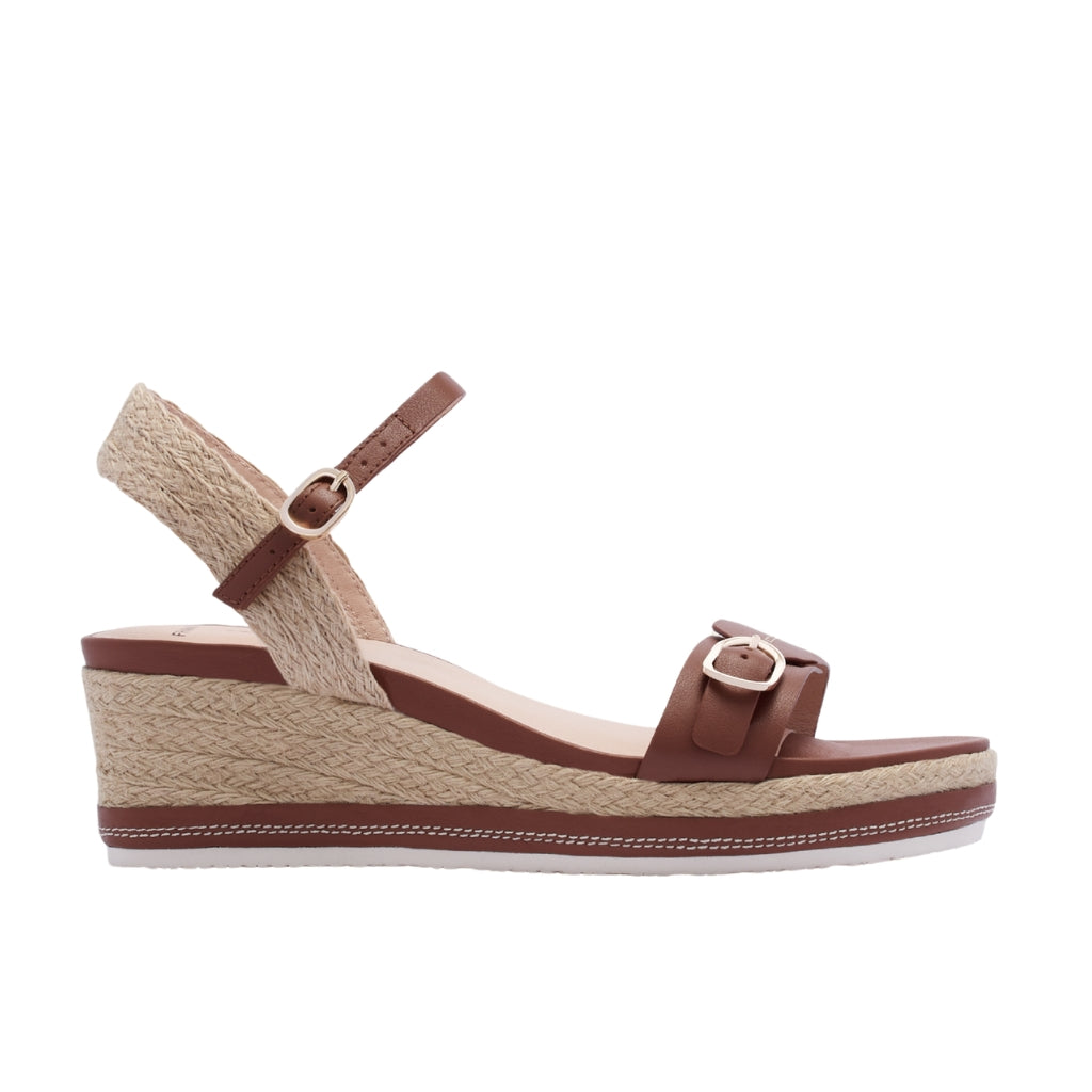 Halle - Rich Tan