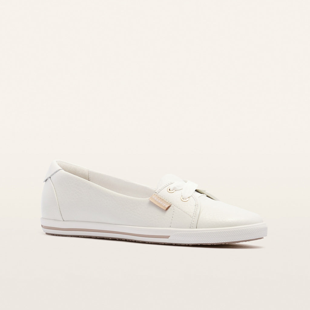 Hannah III - White Tumbled