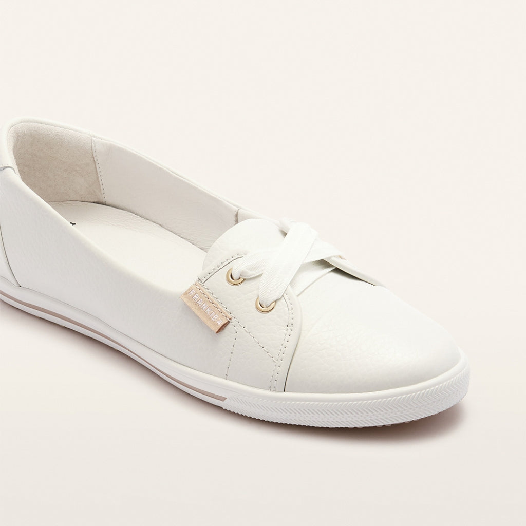 Hannah III - White Tumbled