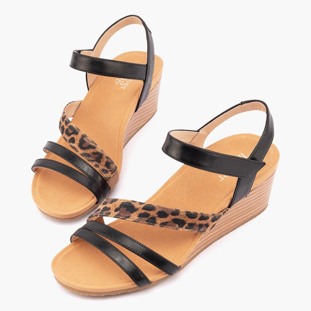LAVINA - Black Leopard