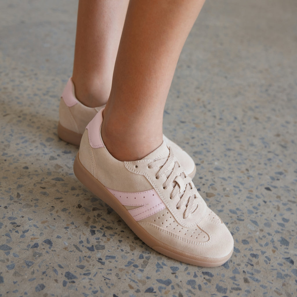 Levi - Oat Milk Suede