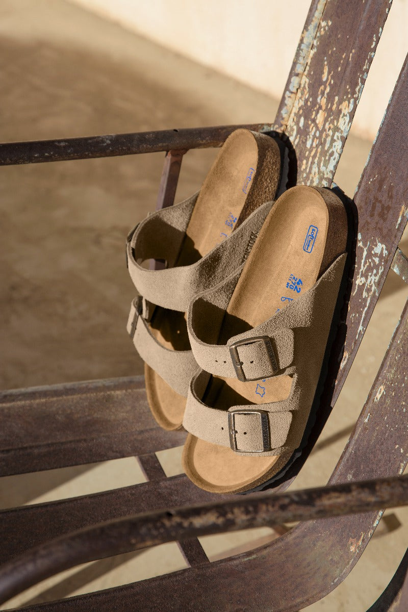 Birkenstock Arizona Suede Soft Footbed - Taupe | Footgear