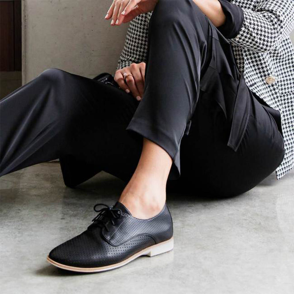 FRANKiE4 OLiViA - Black | Footgear 